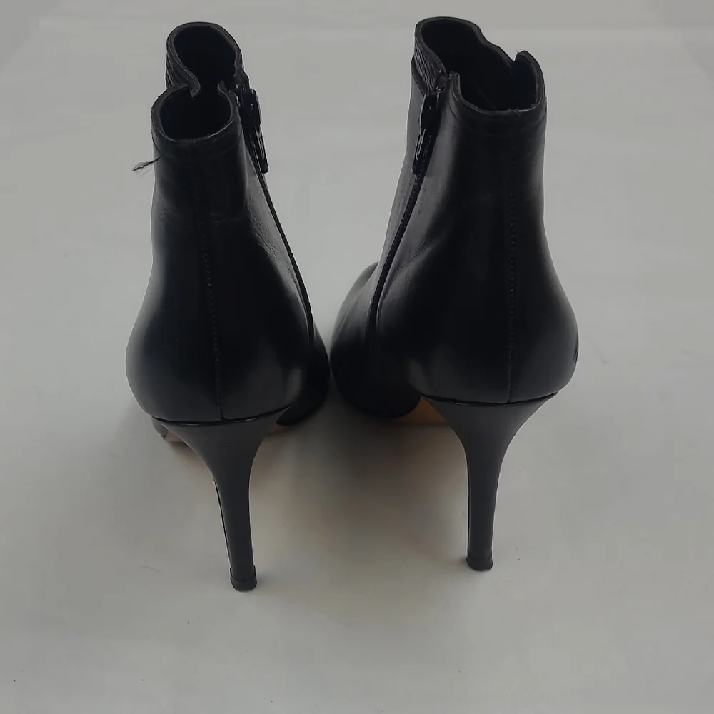 Coach Black Leather Pointed Toe Boots Size 7.5 - Picture 6 of 11